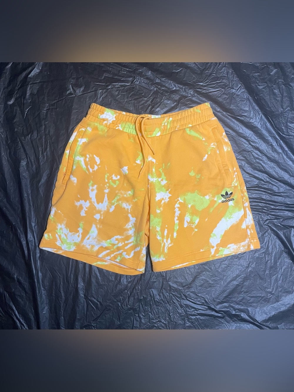 Adidas Originals Tie-Dye Fleece Shorts — Men’s Medium